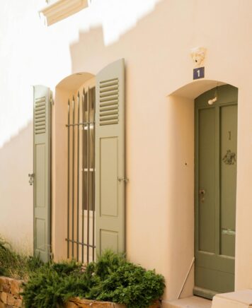 menuiseriesvoletfenetreportebois ensemble de menuiseries bois, porte, volet, fenêtre